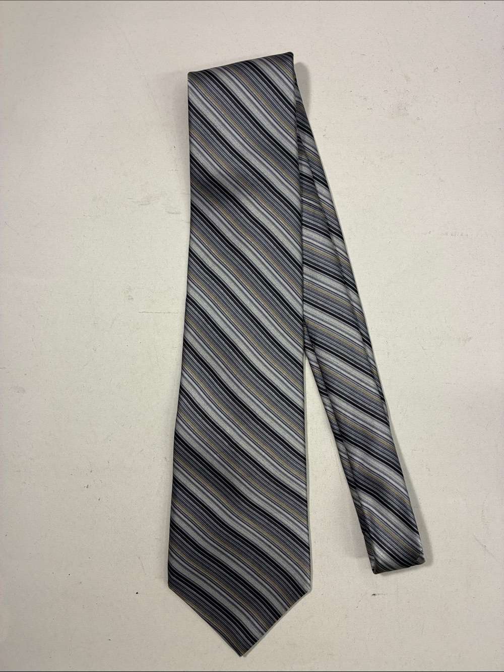 Arrow Gray Striped Silk Tie with Blue Accents